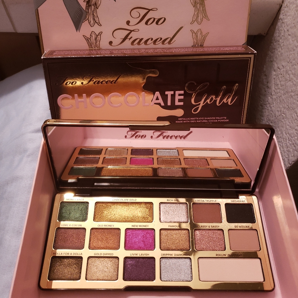 Too Faced- Chocolate Gold Palette